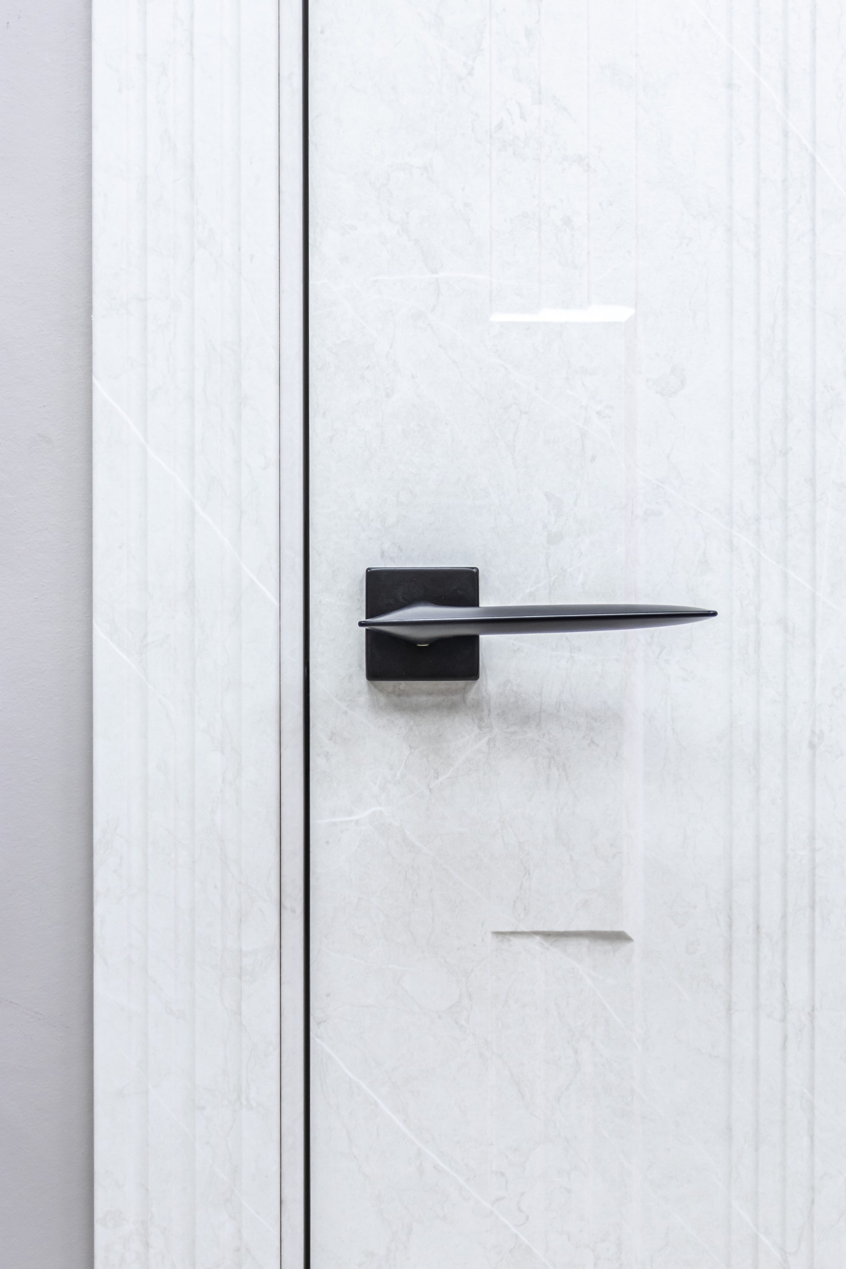 Межкомнатные двери на заказ. Нестандартные двери. Дизайнерские двери.